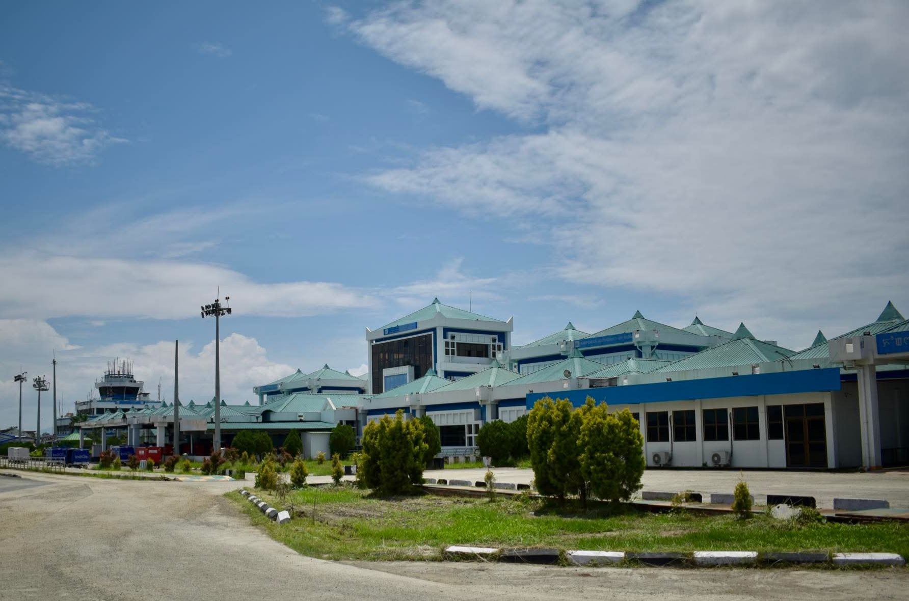 インパール国際空港